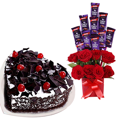 "Heart shape chocolate flavor cake - 1kg  , Chocolate Bouquet - Click here to View more details about this Product